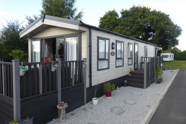 2 bed mobile/park home