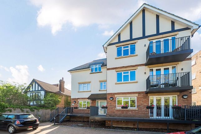 Hayne Road, Beckenham BR3 2 bed apartment for sale