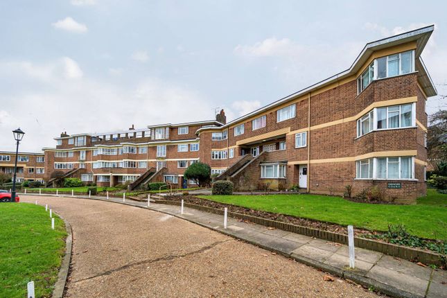 Hanger Green, Hanger Hill, London, W5 2 bed flat for sale