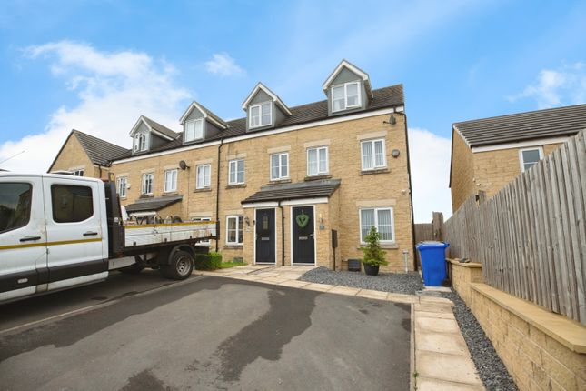 3 bedroom mews property for sale
