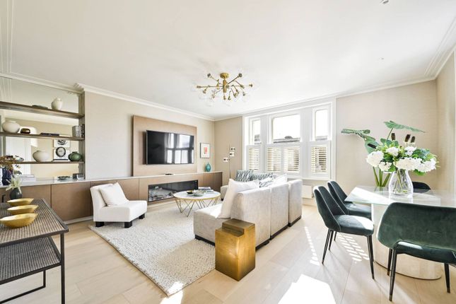 Redcliffe Street, Chelsea, London, SW10 3 bed maisonette for sale