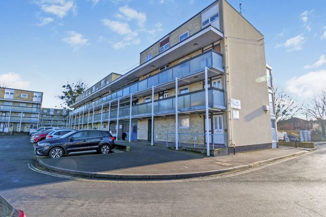 2 bedroom maisonette for sale