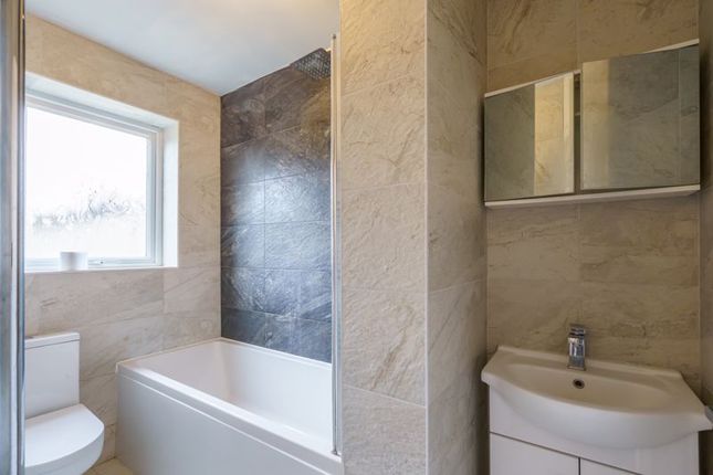 4 bed end terrace house