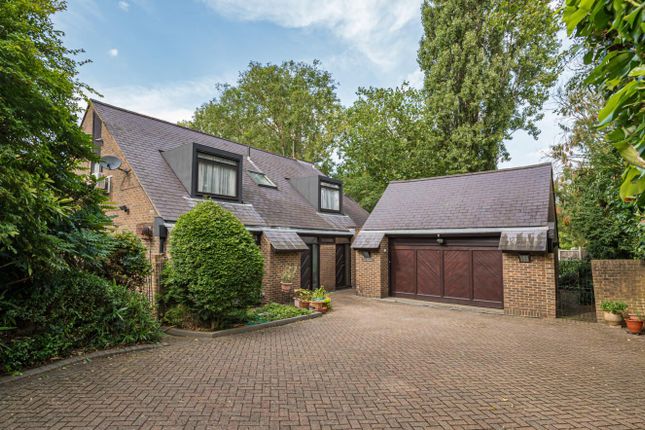 White Orchards, Totteridge 6 bed detached house for sale