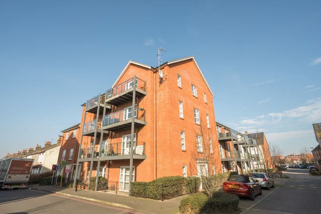 Carroll Court, Mitcham CR4 1 bed apartment for sale