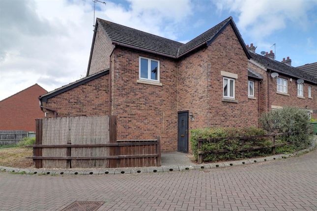 2 bed detached house