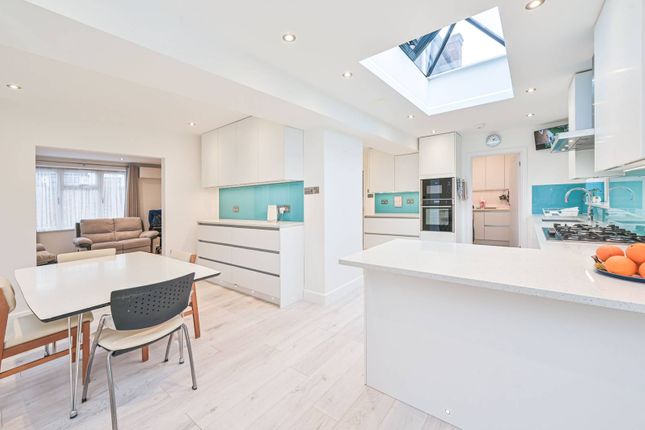 Belmont Avenue, Cockfosters, Barnet, EN4 4 bed detached house for sale