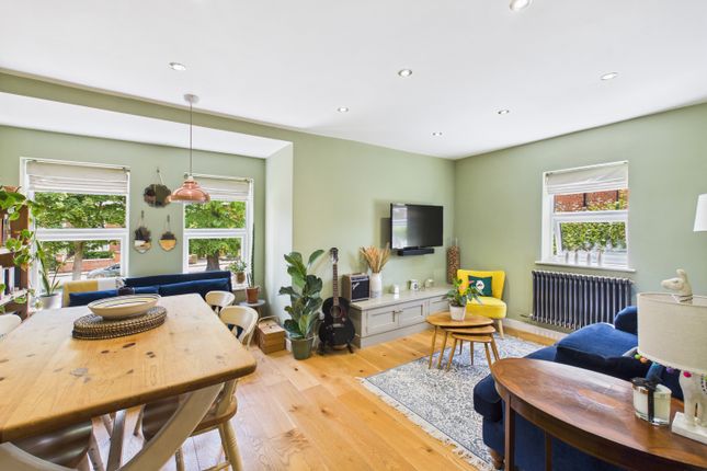 2 bed flat