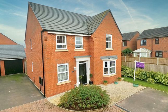 Verrill Close, Market Drayton, TF9 4 bed detached house for sale