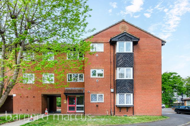 2 bedroom ground floor flat for sale