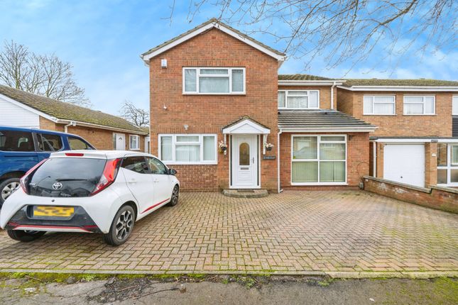 4 bed detached house