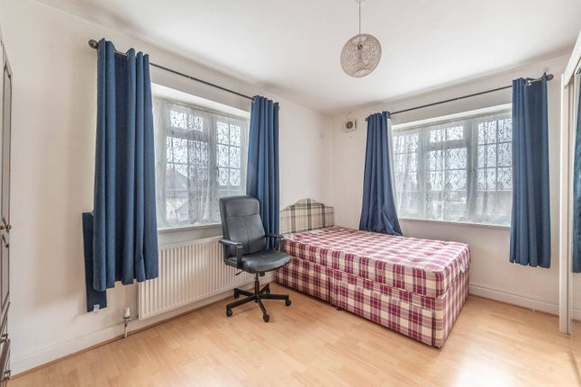 Thurlby Close, Harrow, HA1 2 bed flat for sale