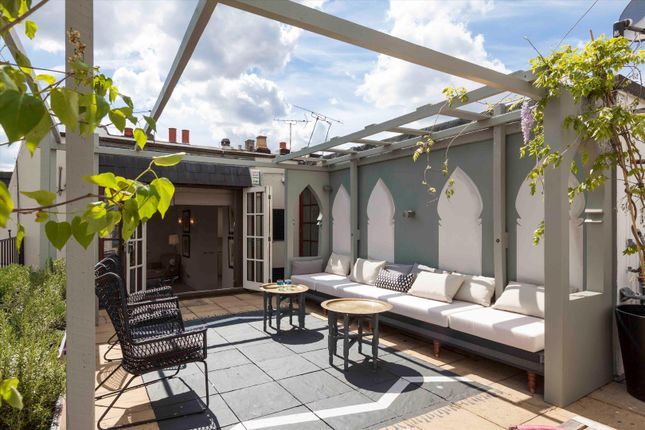 Pembridge Villas, London, W11 1 bed flat for sale