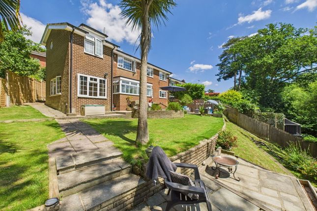 Dickins Way, Horsham RH13 4 bed detached house for sale