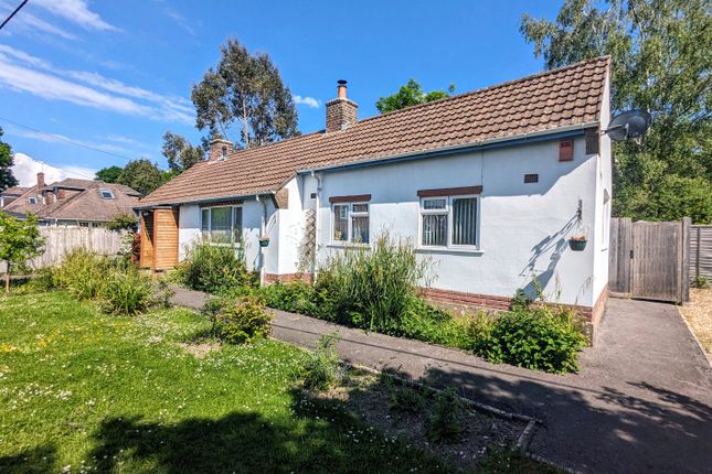 Highwood Road, Brockenhurst... 2 bed bungalow for sale