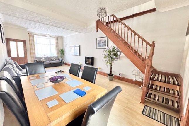 STANLEY STREET, GRIMSBY 2 bed terraced house for sale