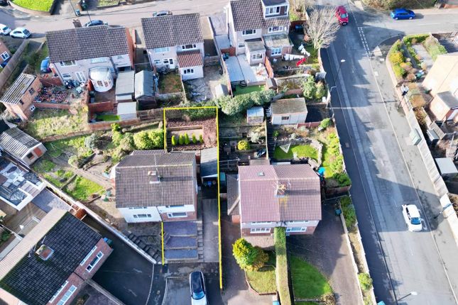 2 bedroom semi-detached house for sale