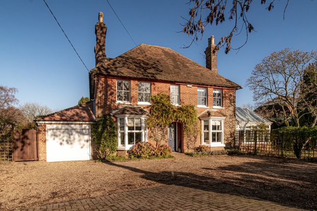 Canterbury Road, Challock, Ashford, TN25 5 bed detached house for sale