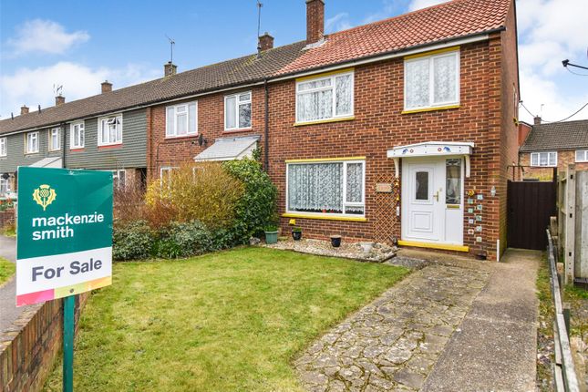Hawthorn Close, Hampshire GU12 3 bed end of terrace house for sale