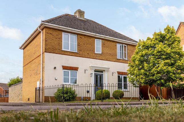 3 bed detached house