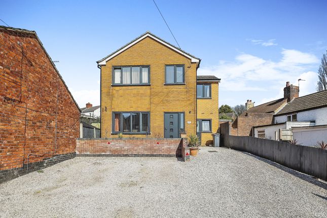 3 bed detached house