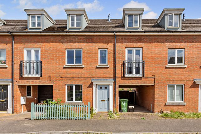 BAY WALK, DOWNHAM MARKET PE38 4 bed terraced house for sale