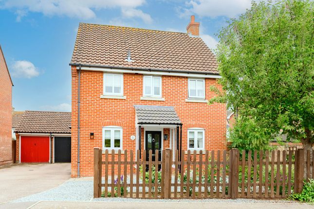 Field Acre Way, Norwich NR15 3 bed detached house for sale