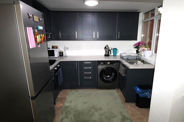 East Street, Aberkenfig, Bridgend... 3 bed end of terrace house for sale