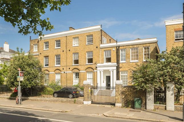 Acre Lane, London SW2 2 bed flat for sale