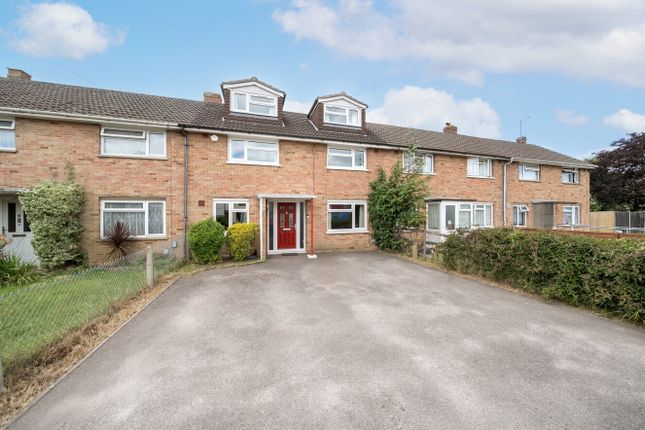 Longfield Avenue, Hampshire PO14 5 bed house for sale