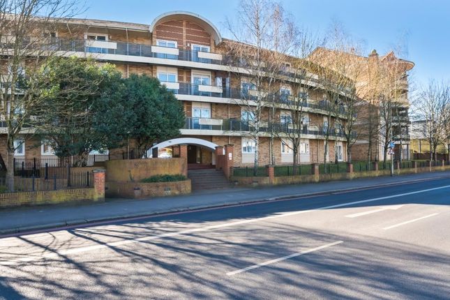 West Reading,  Berkshire,  RG30 2 bed flat for sale