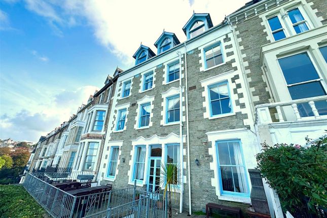 7 bed terraced house