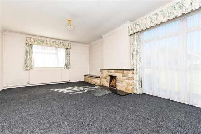 3 bed detached bungalow