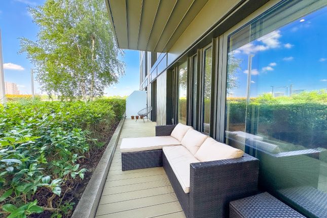 Deveraux House, Duke of Wellington... 2 bed ground floor flat for sale