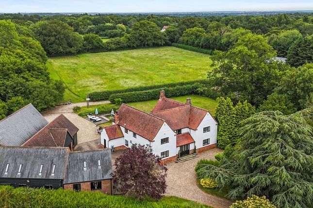 5 bedroom equestrian property for sale