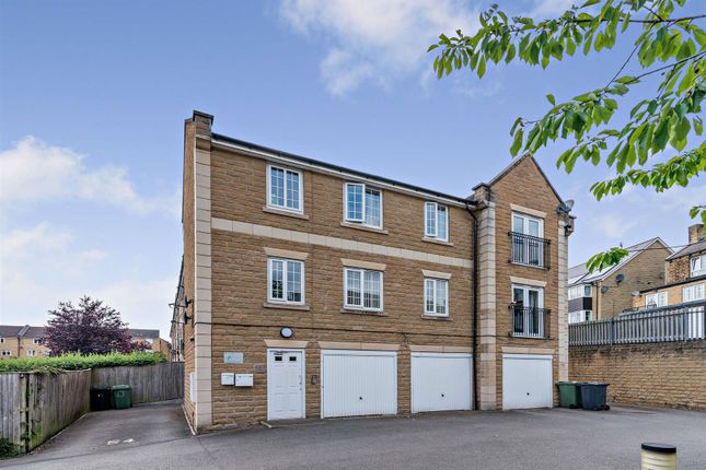 2 bed flat
