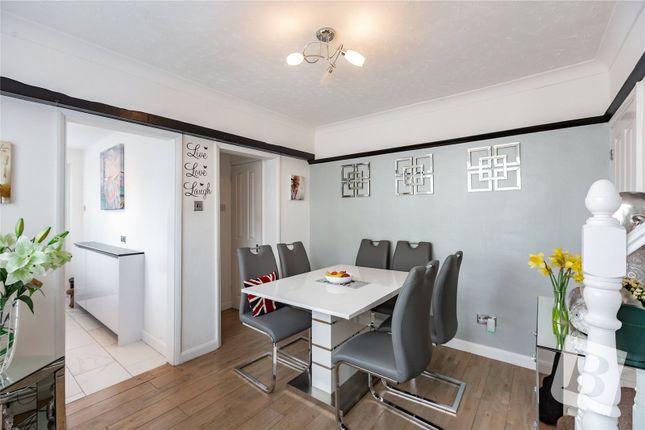 North Road, Brentwood, Essex, CM14 2 bed semi