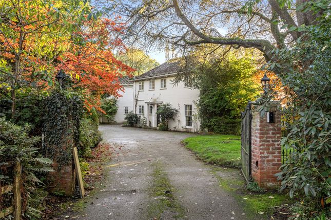 4 bed detached house