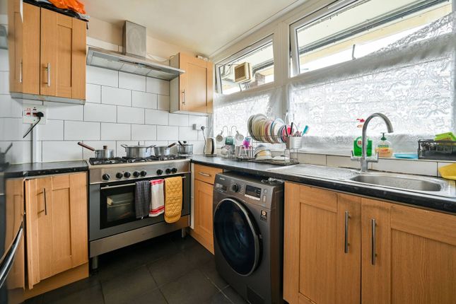 Gaywood Street, Elephant and Castle... 4 bed maisonette for sale