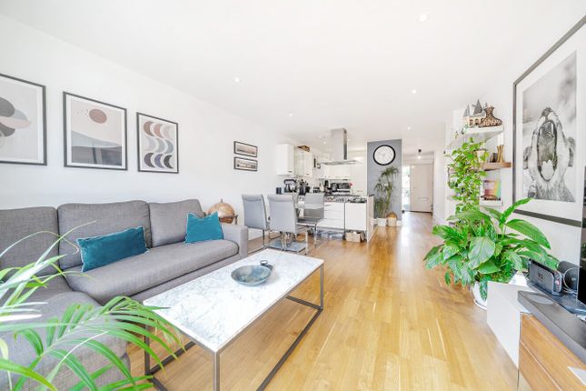 2 bedroom property for sale