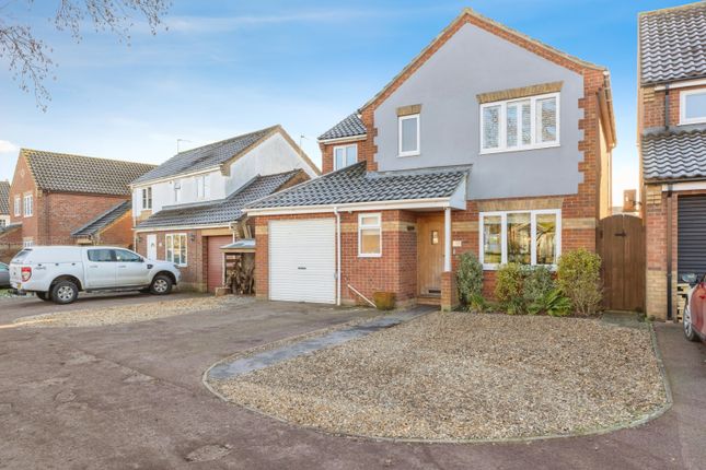 4 bed detached house