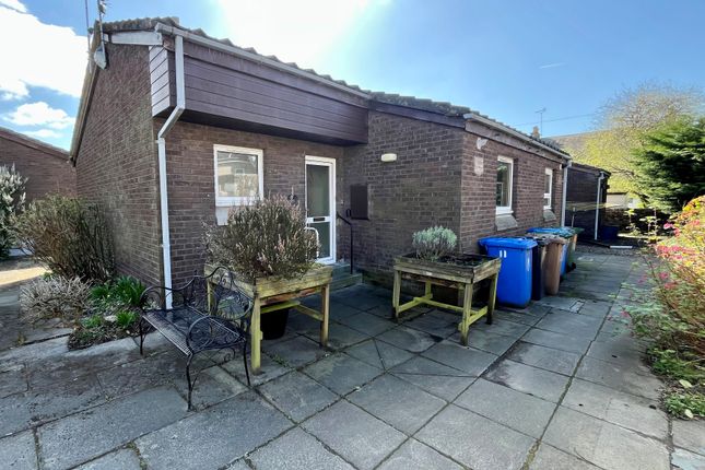 1 bedroom semi-detached bungalow for sale