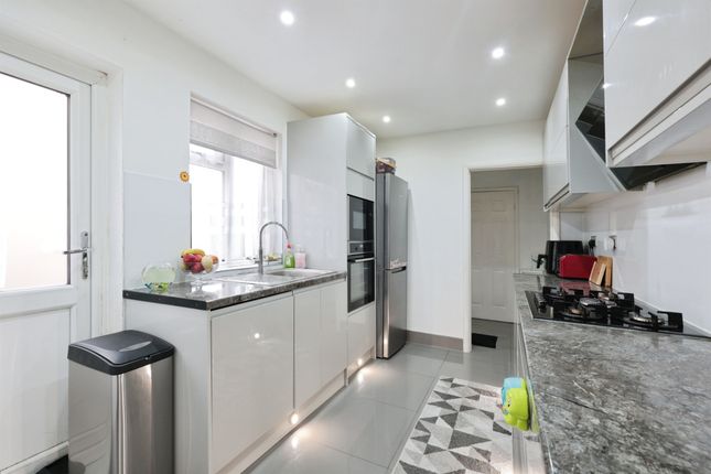 4 bedroom semi-detached house for sale