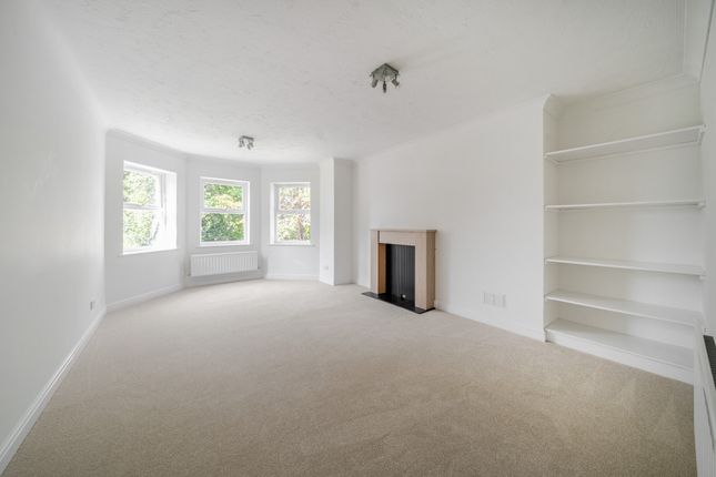 2 bed flat