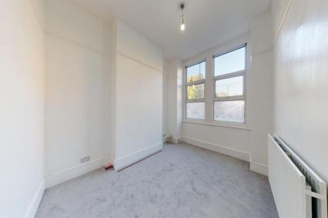 2 bed flat