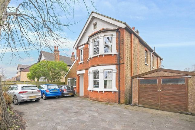 Sandy Lane, Teddington, TW11 5 bed detached house for sale