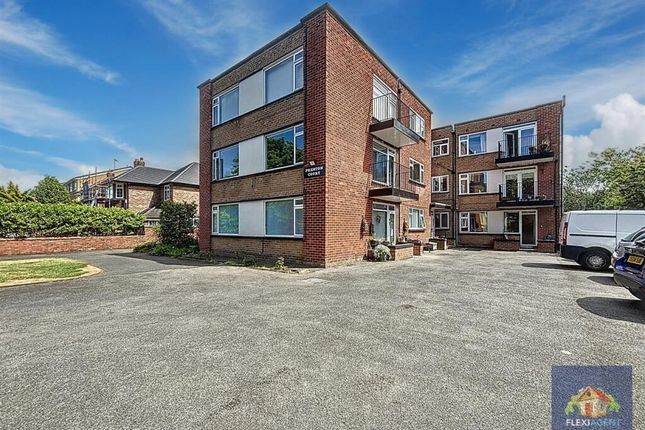Preston Road, Southport PR9 2 bed apartment for sale