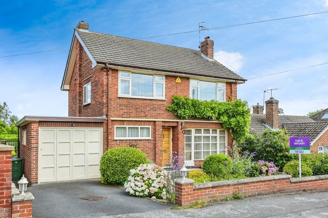 3 bed detached house