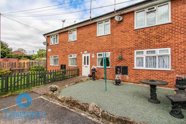 2 bed maisonette