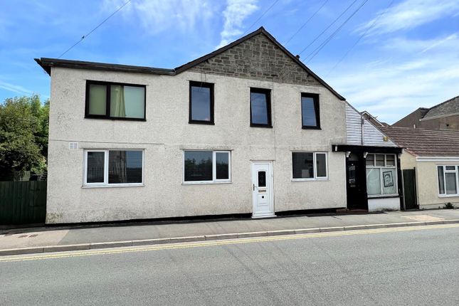 Commercial Street, Cinderford GL14 2 bed flat for sale